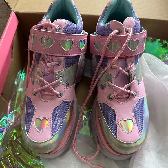 Dollskill sugar thrillz platform heart sneakers - Picture 5 of 6